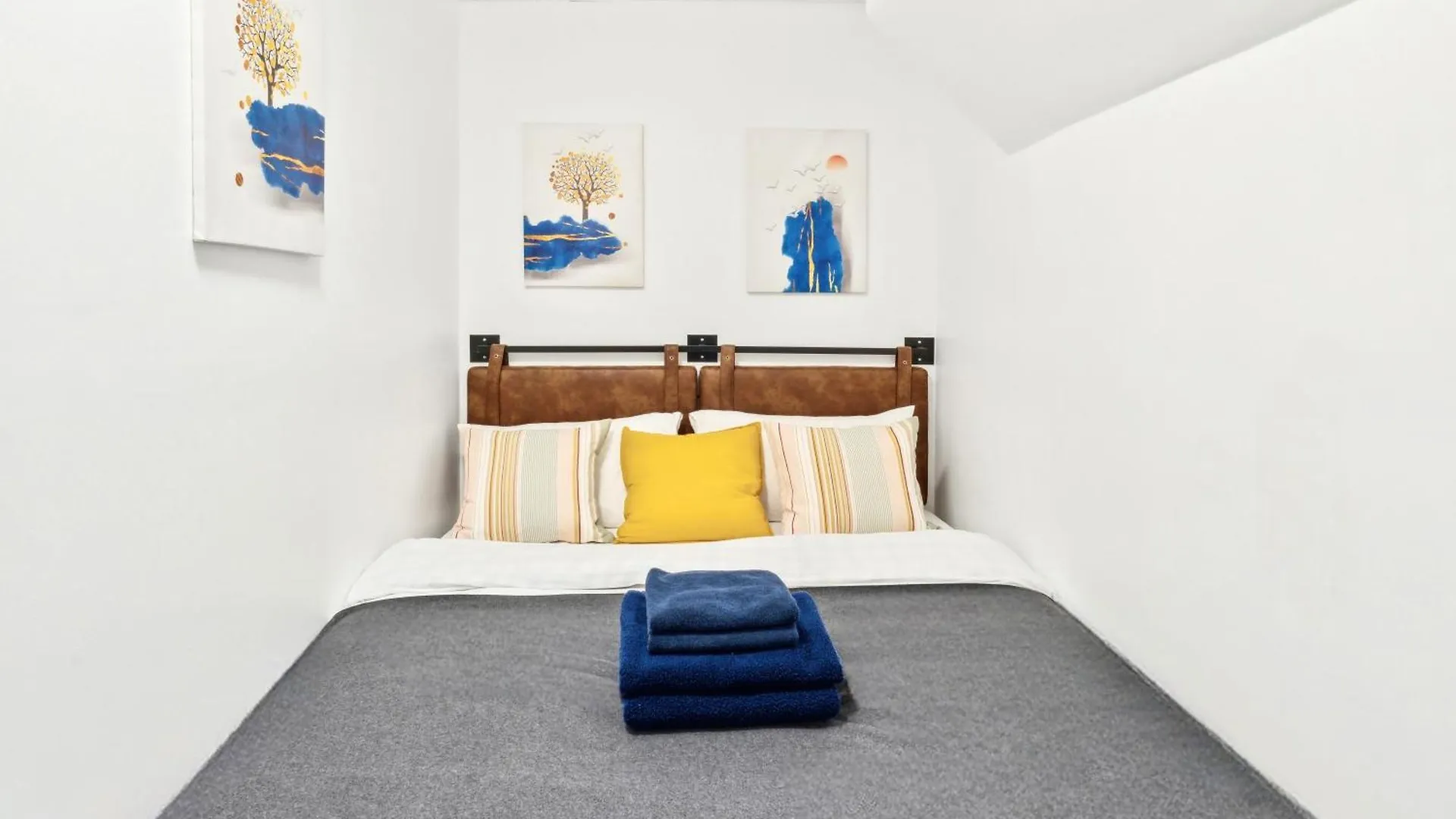 2 Bd Hidden Oasis In Lower Manhattan Apartment New York United States